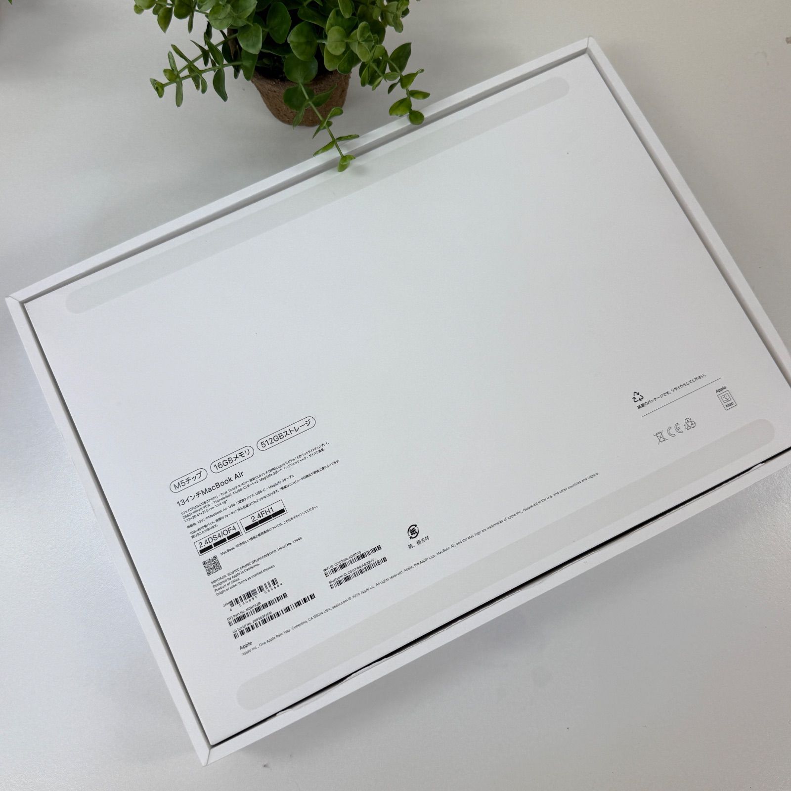 新品 MacBook Air 13.6