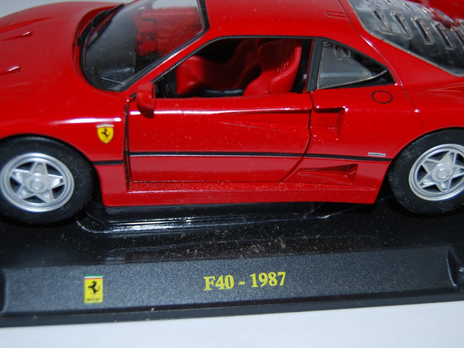 フェラーリ F40 ストリート 1987 レッド 1⁄43 BBR BG140 Ferrari