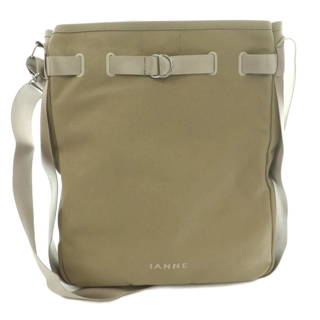 イアンヌ IANNE パリテイストの軽量A4トート マルゴ バッグ ショルダー ハンド 2WAY グレージュ /SS ■OS 7,029円