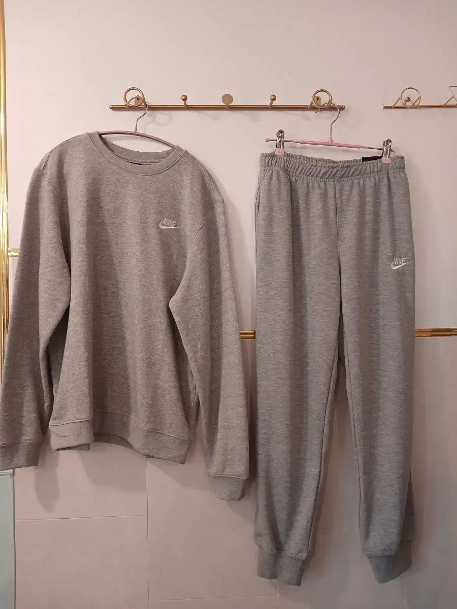 NIKE 正規品 ユニセックス 上下セット M サイズ