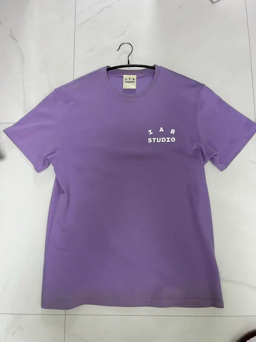 IAB Studio アイエプスタジオ (IAB) PURPLE パープル 半袖Tシャツ