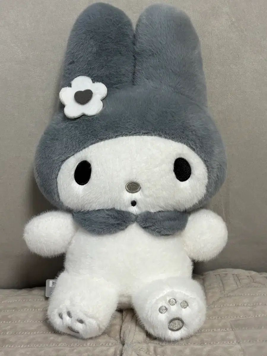【中古品】マイメロディ ぬいぐるみ 約20cm マイメロディ ぬいぐるみ グレー/白 中型 - メルカリ