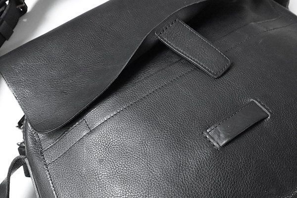 dan genten ◇ レザー メッセンジャー バッグ 黒 (定価8万円くらい