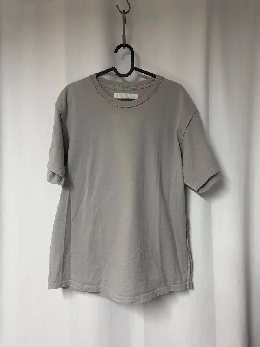 ユーズド インサイド アウト Tシャツ