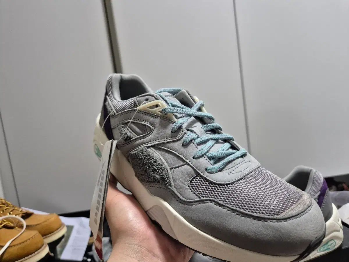 プーマ x BWGH r698