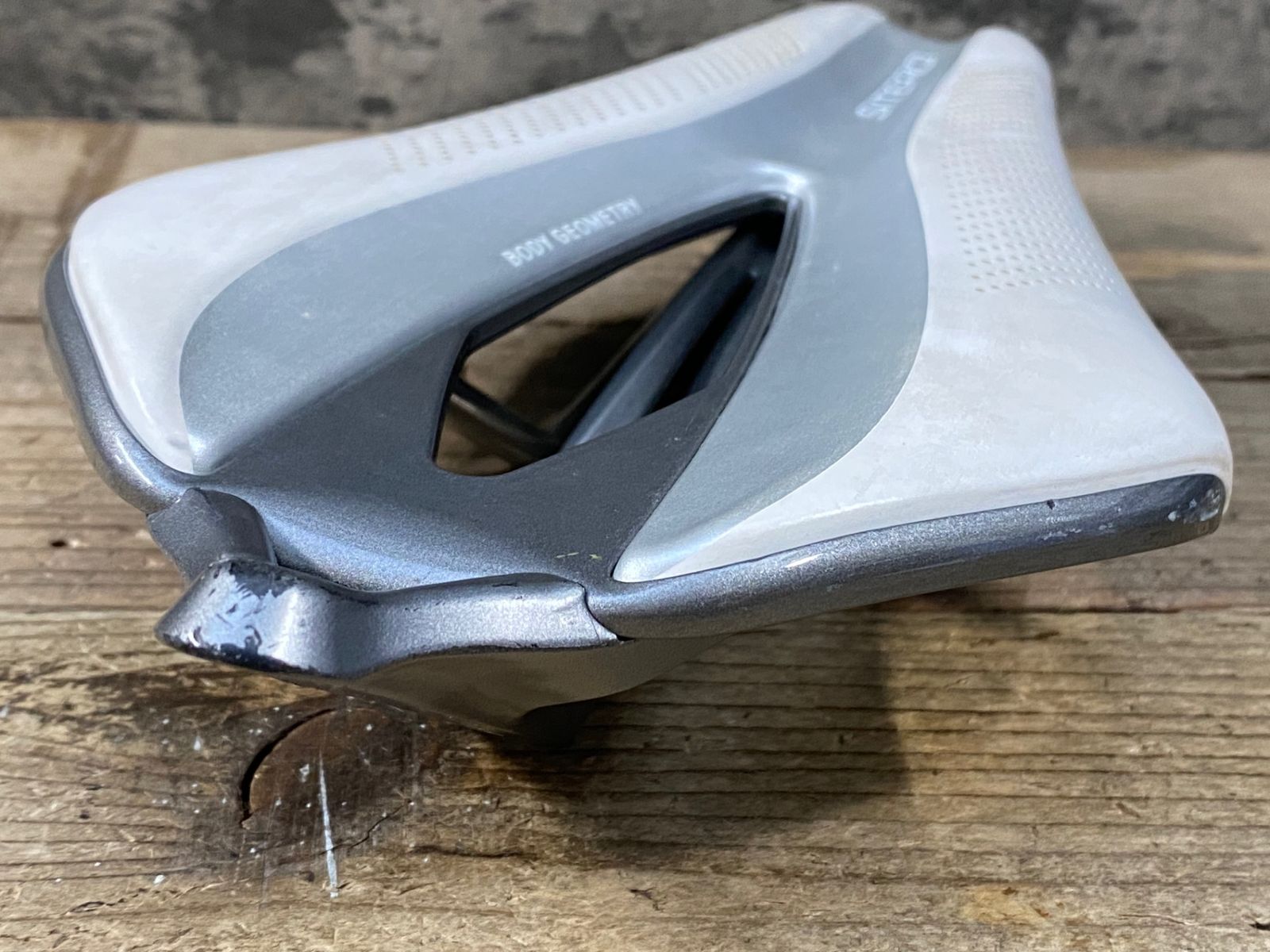 JU434 スペシャライズド SPECIALIZED BG SITERO HOLLOW TI レール