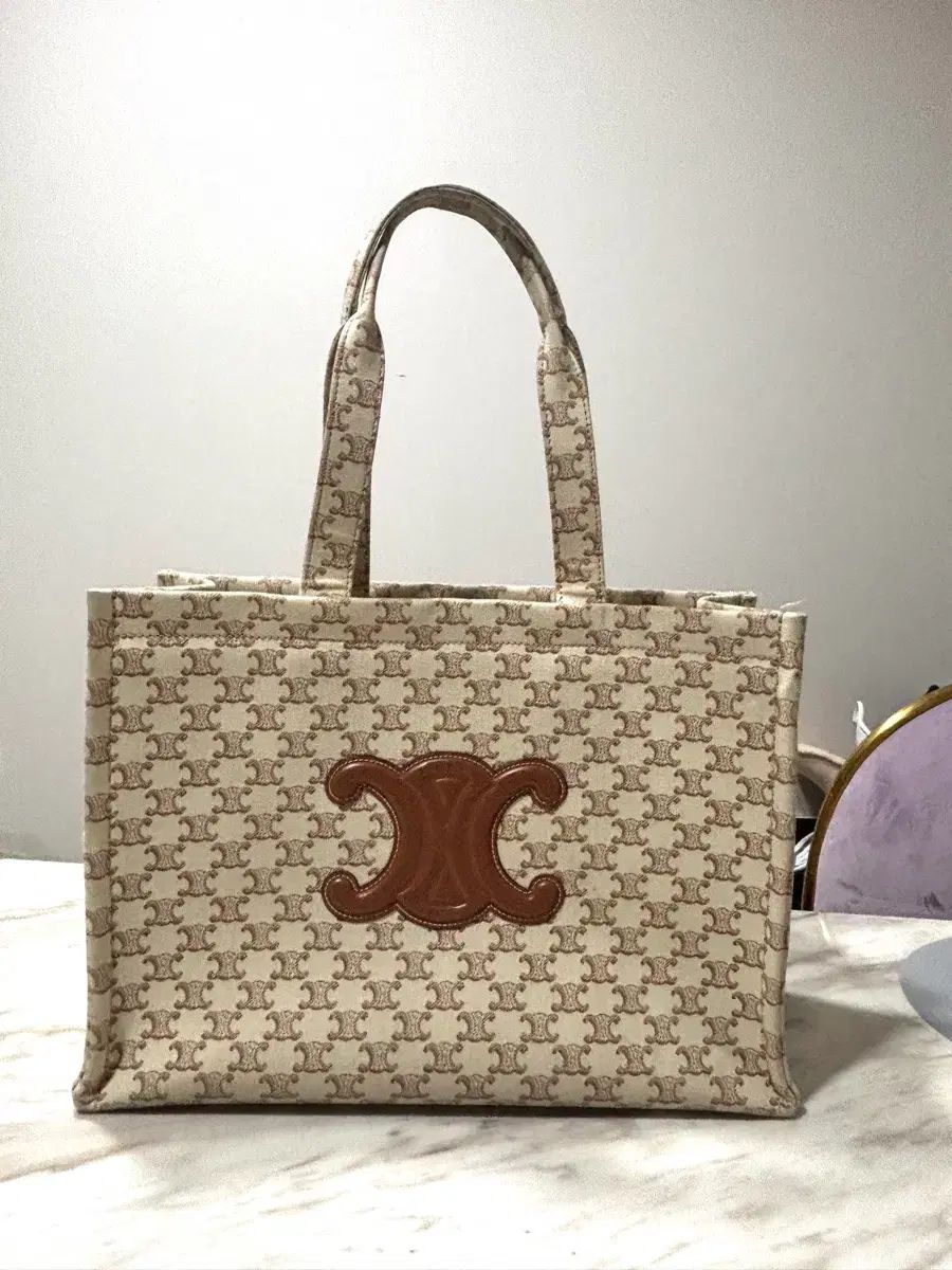 Celine セリーヌ タキシードトートバッグ large₍ラージ)