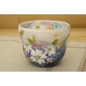 【新品・5営業日で発送】松本陶器 女性に大人気 工房「ゆずりは」の【青彩花化粧 福々碗(瓢型)】 (43432)