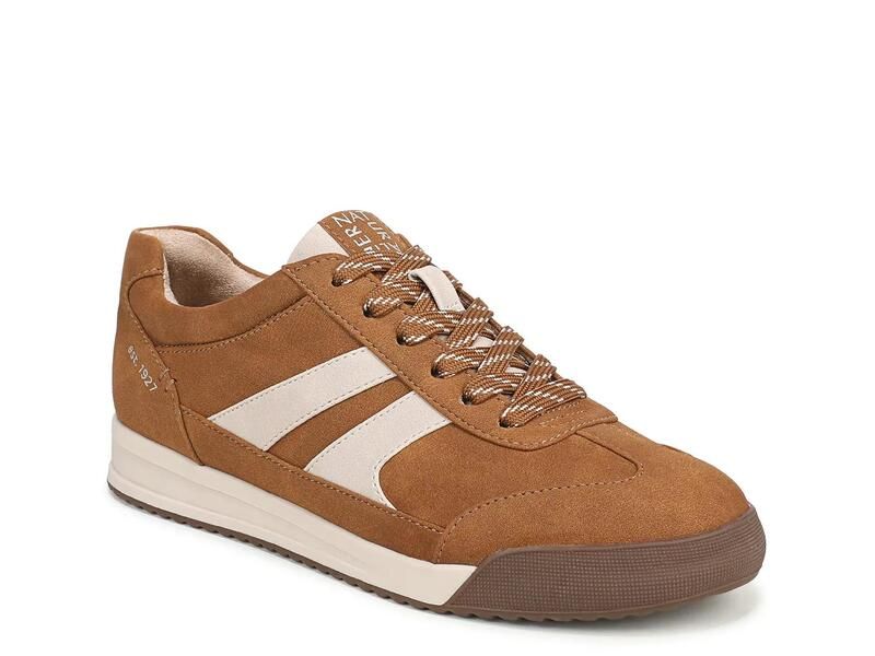 ナチュライザー レディース シューズ スニーカー NaturalizerGarnet Sneaker Dark Brown ブラウン