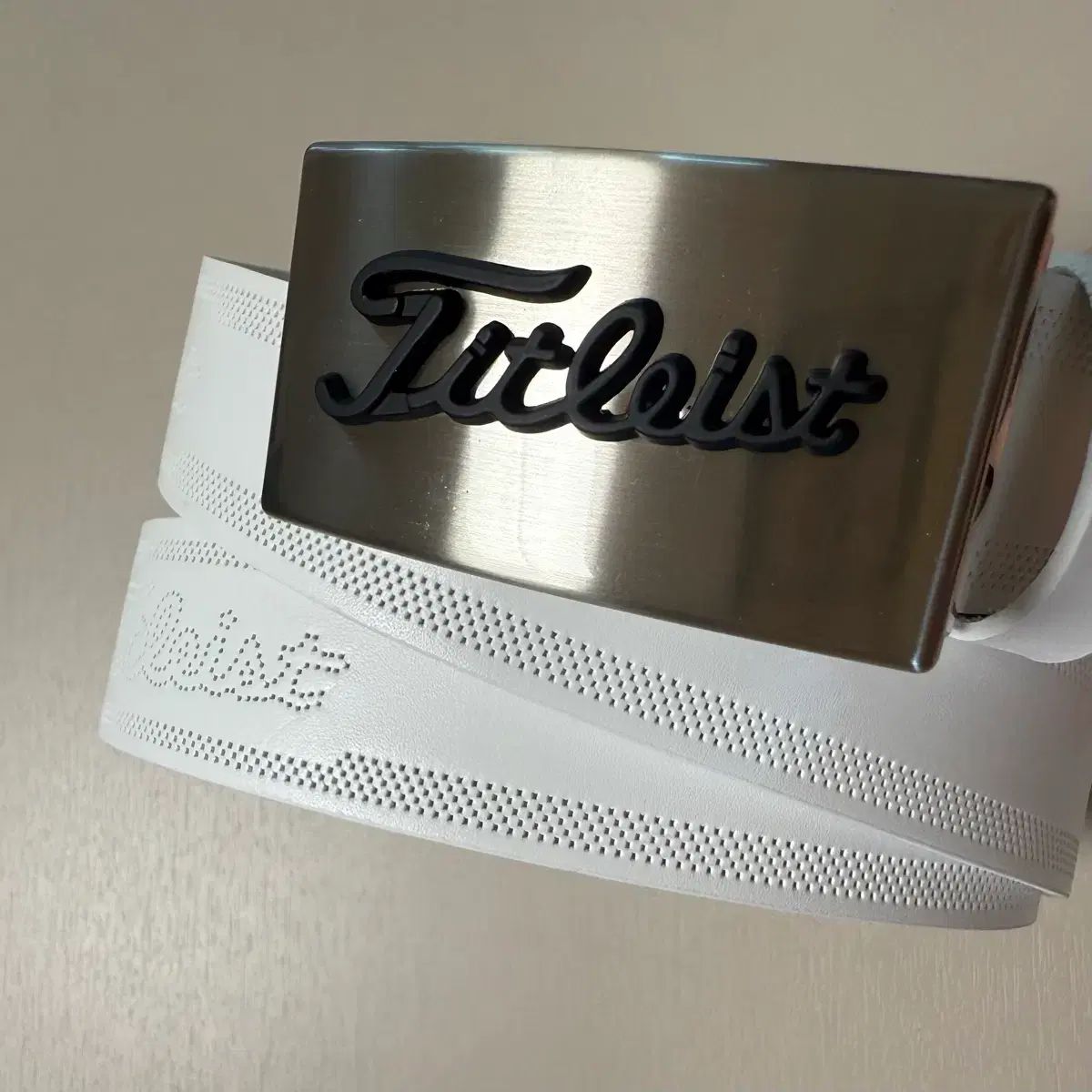 タイトリスト スチール ゴルフ ベルト 白 新品