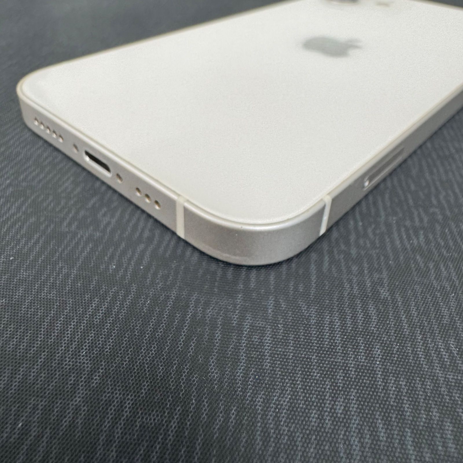 iPhone 12 64GB ホワイト SIMロック解除済 - メルカリ