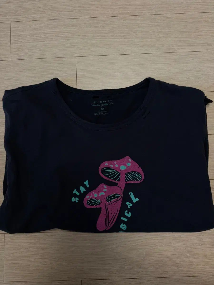 42 BIRDノート Tシャツ
