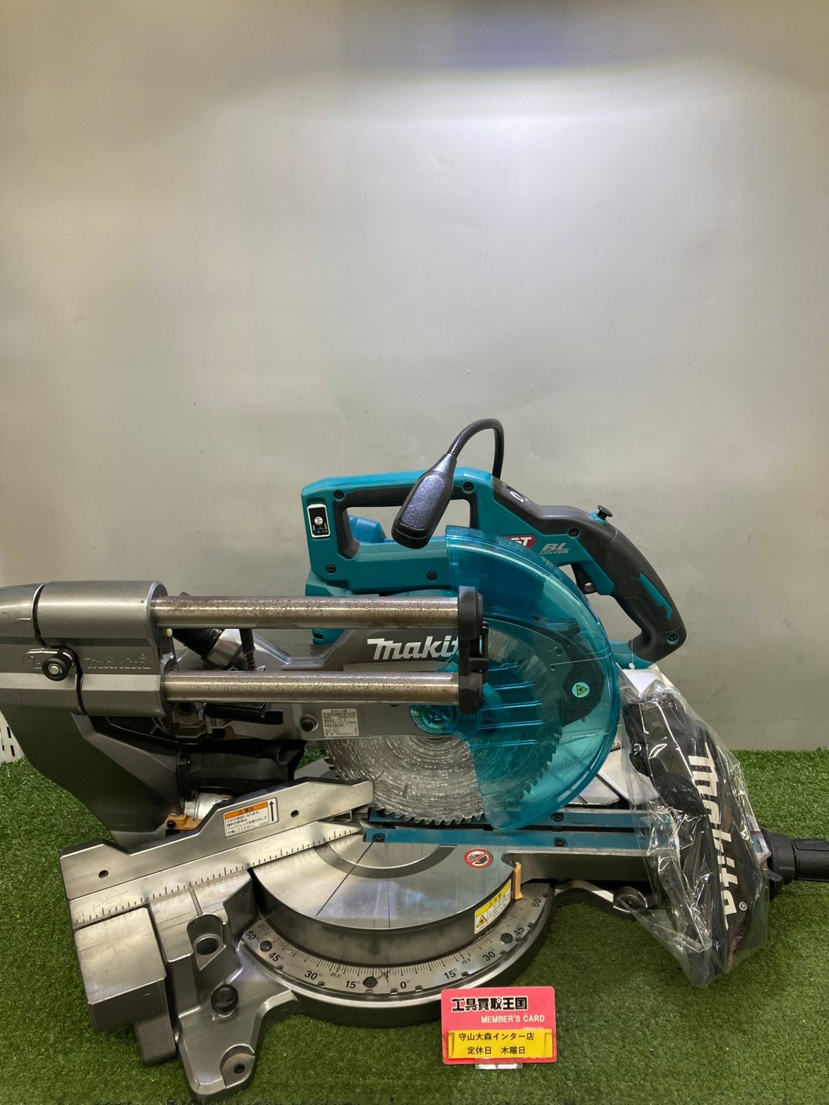 【中古品】【0921】★makita(マキタ) 216㎜40v充電式スライドマルノコ (本体のみ) LS005GZ　ITLXQ21EFT9Y