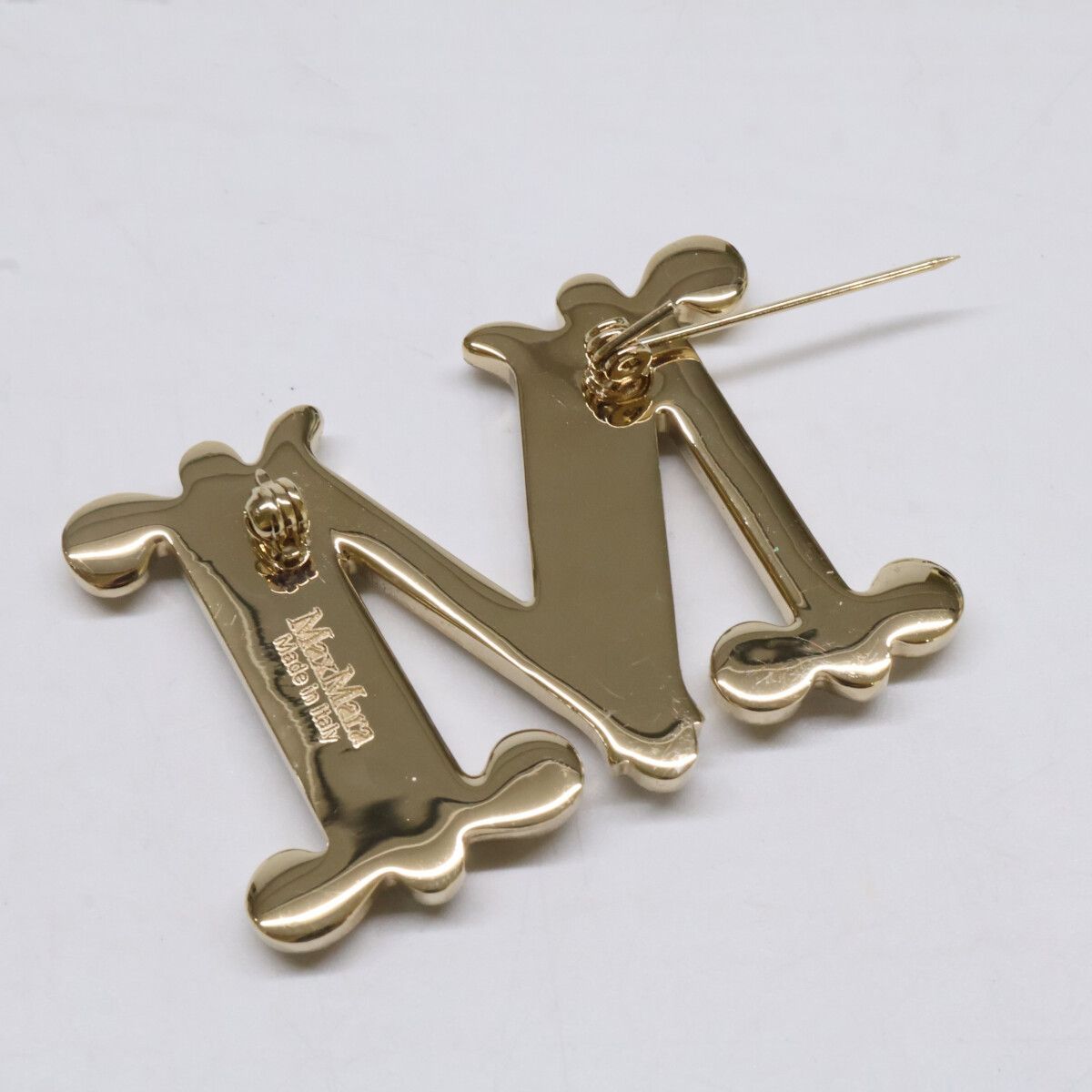 Max Mara マックスマーラ 【美品】バス クリスタル Mロゴ - メルカリ