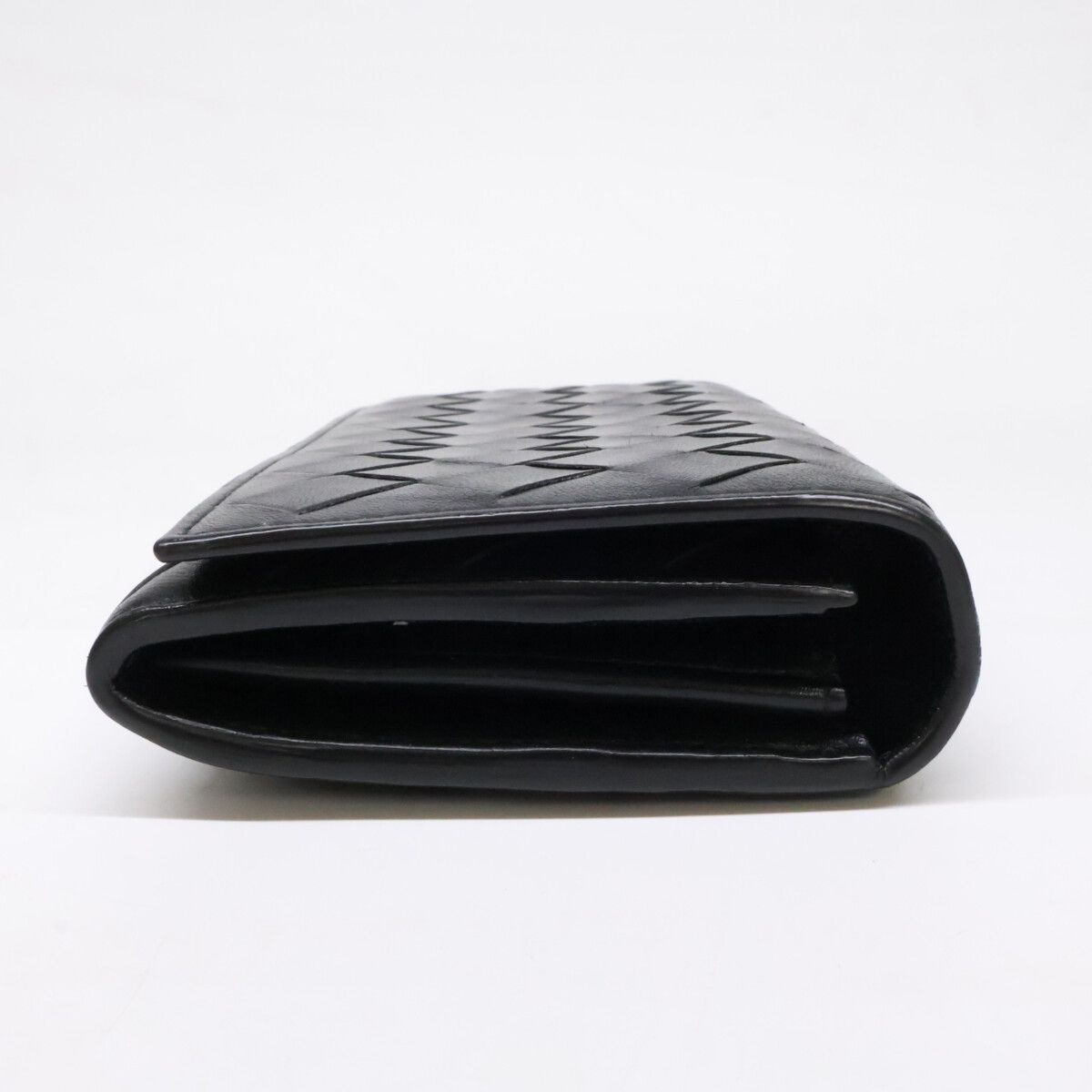 BOTTEGA VENETA ボッテガヴェネタ 666935 イントレチャート フラップ