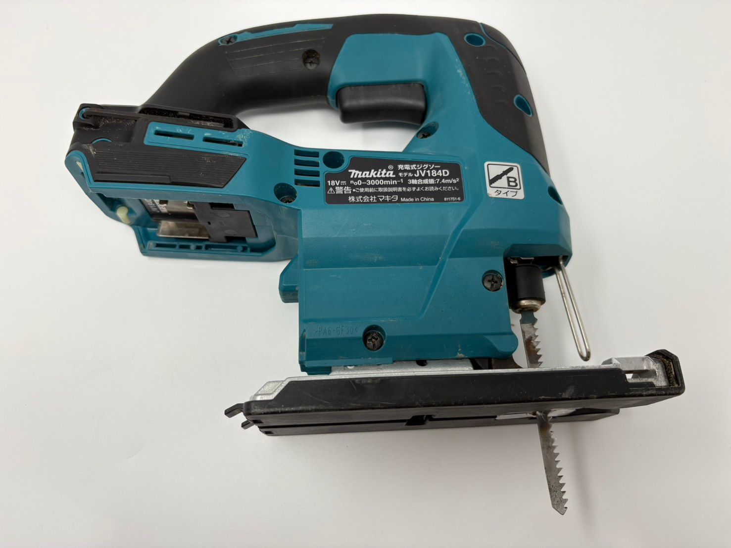 ◇Makita マキタ 充電式ジグソー JV184D 電動工具 説明書,ケース付き 