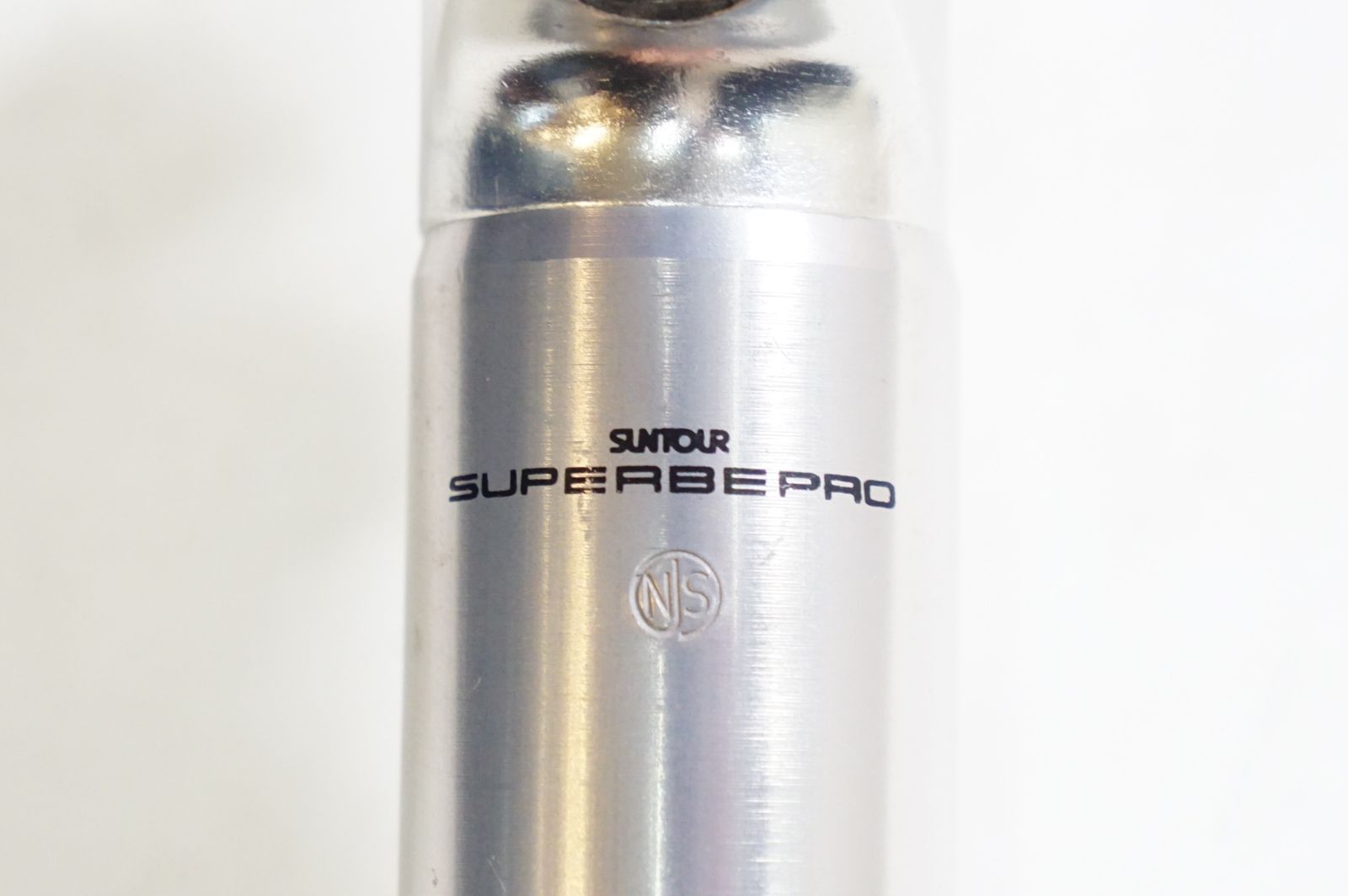 SUNTOUR 「サンツアー」 SUPERBE PRO NJS φ27.2 250mm シートポスト
