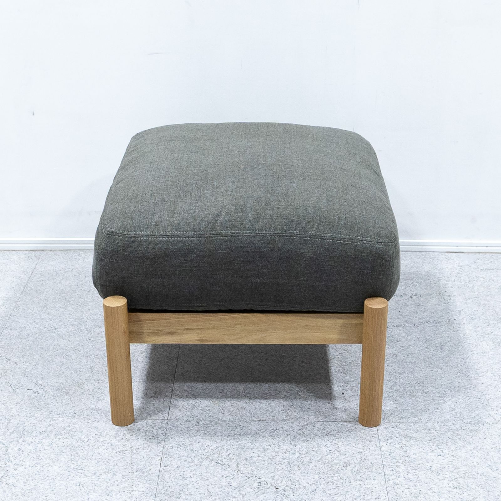 展示品】IDEE / DIMANCHE OTTOMAN / イデー - メルカリ