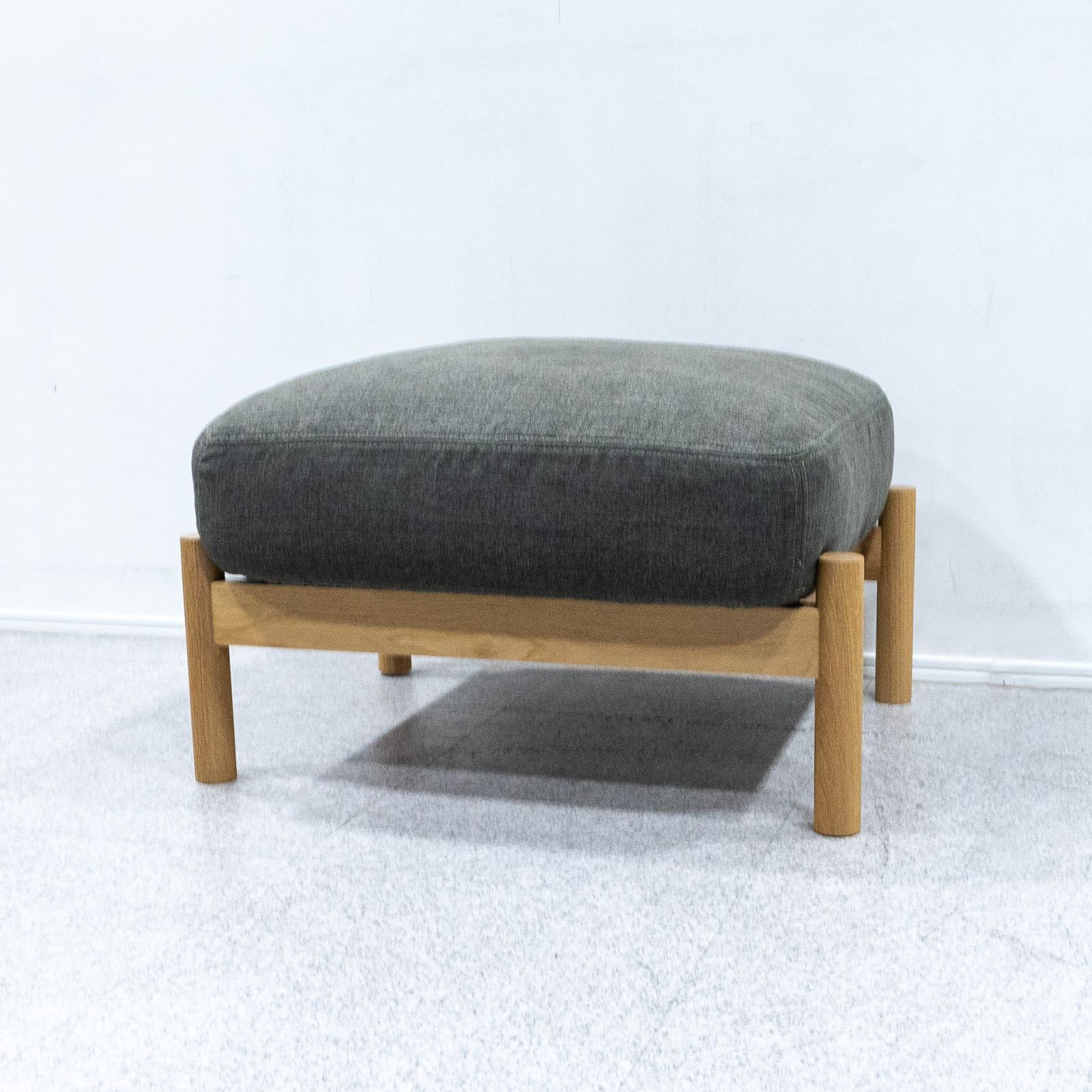 展示品】IDEE / DIMANCHE OTTOMAN / イデー - メルカリ