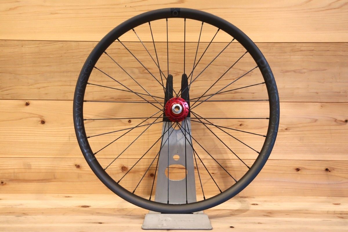 訳アリ】 クリスキング CHRIS KING ISO FRONT BOOST 110×15mm PRAXIS