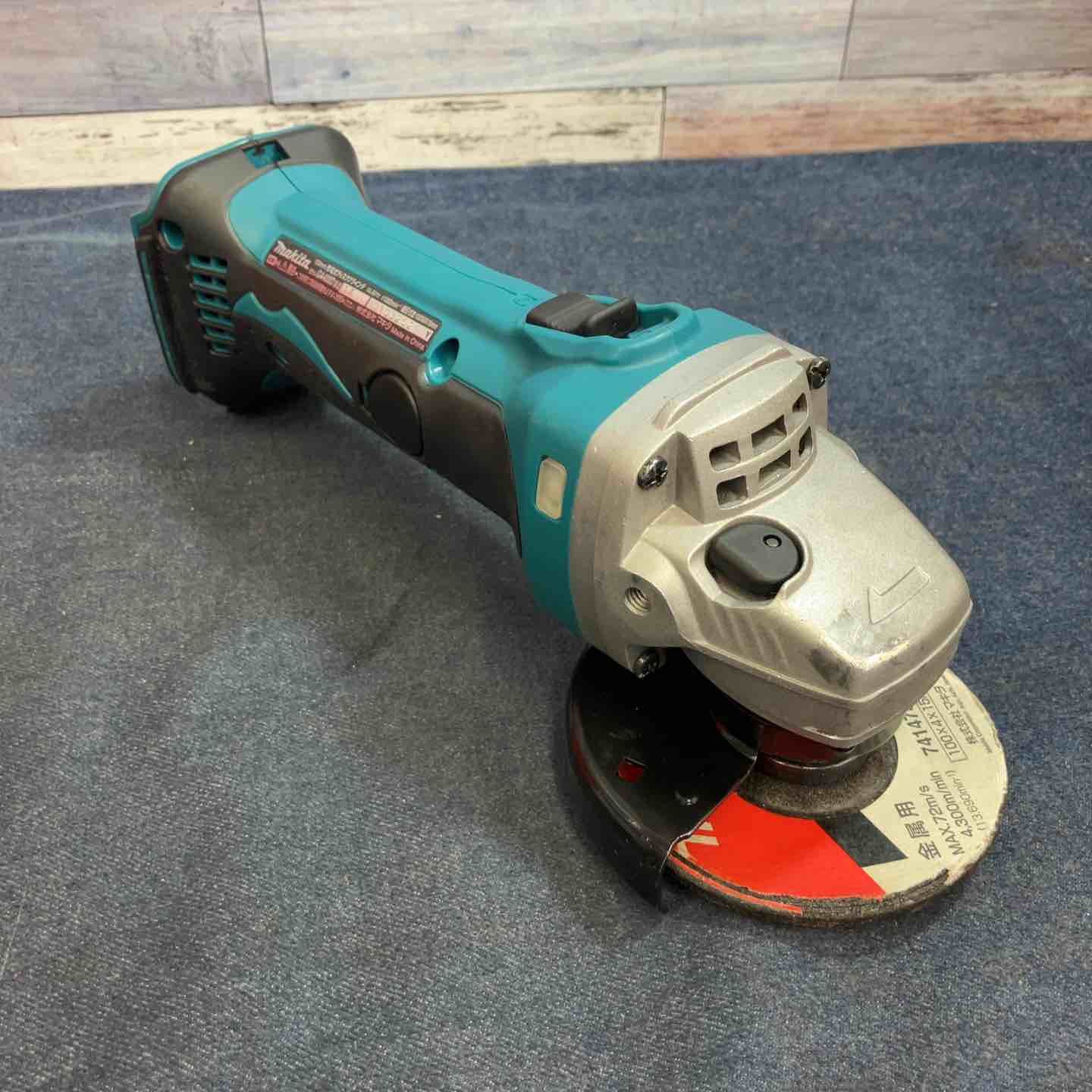 ☆マキタ(makita) 100mmコードレスディスクグラインダー GA400DZ【八潮店】