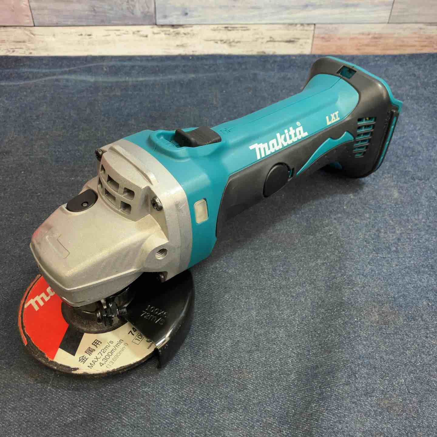 ☆マキタ(makita) 100mmコードレスディスクグラインダー GA400DZ【八潮店】