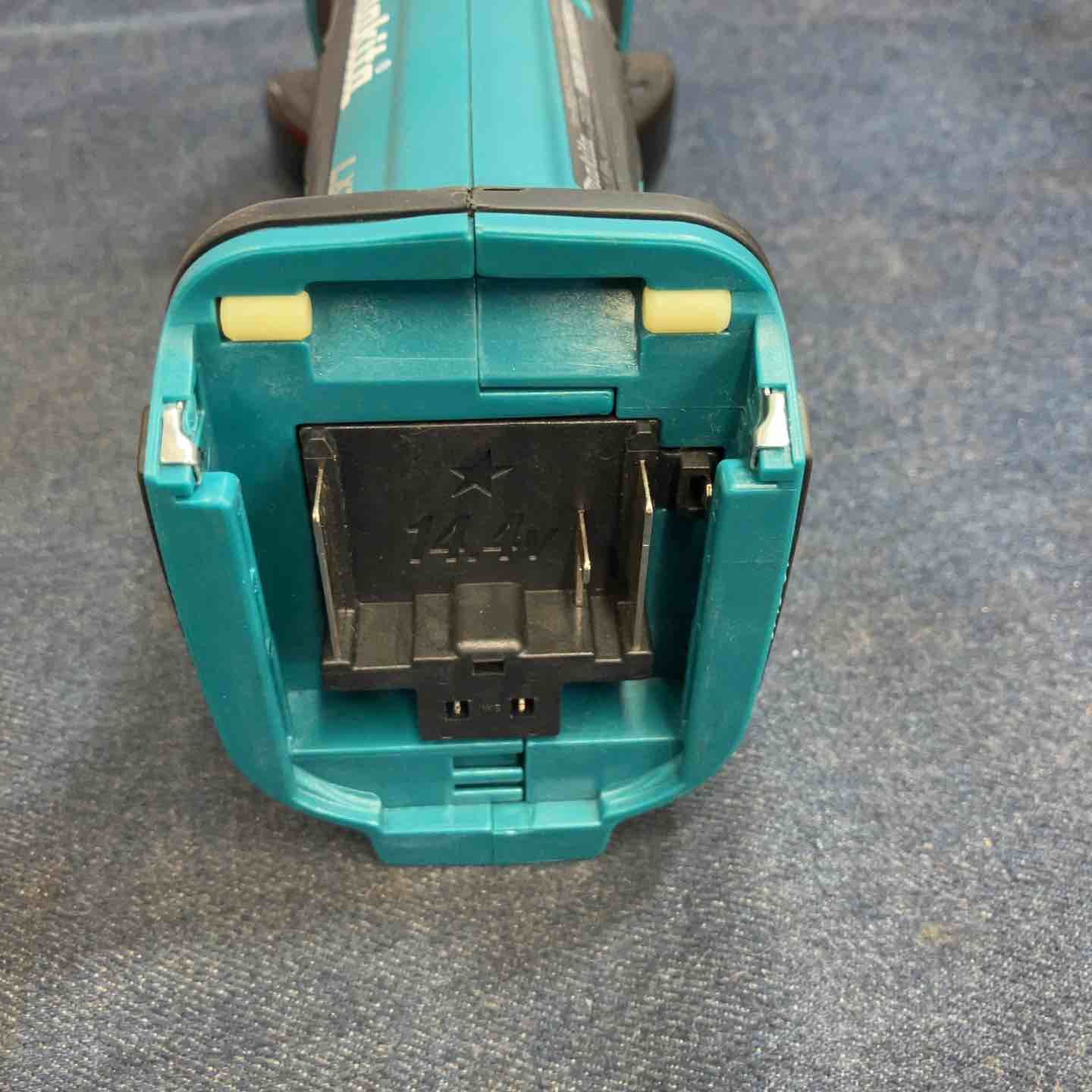 ☆マキタ(makita) 100mmコードレスディスクグラインダー GA400DZ【八潮店】