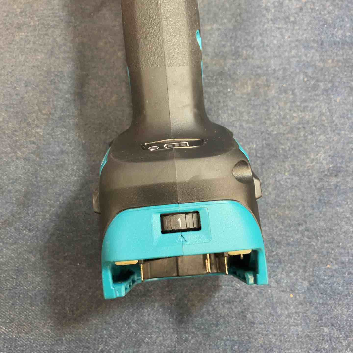 ★マキタ(makita) 100mmコードレスディスクグラインダ GA412DZ【八潮店】 ★マキタ(makita) 100mmコードレスディスクグラインダ GA412DZ【八潮店】