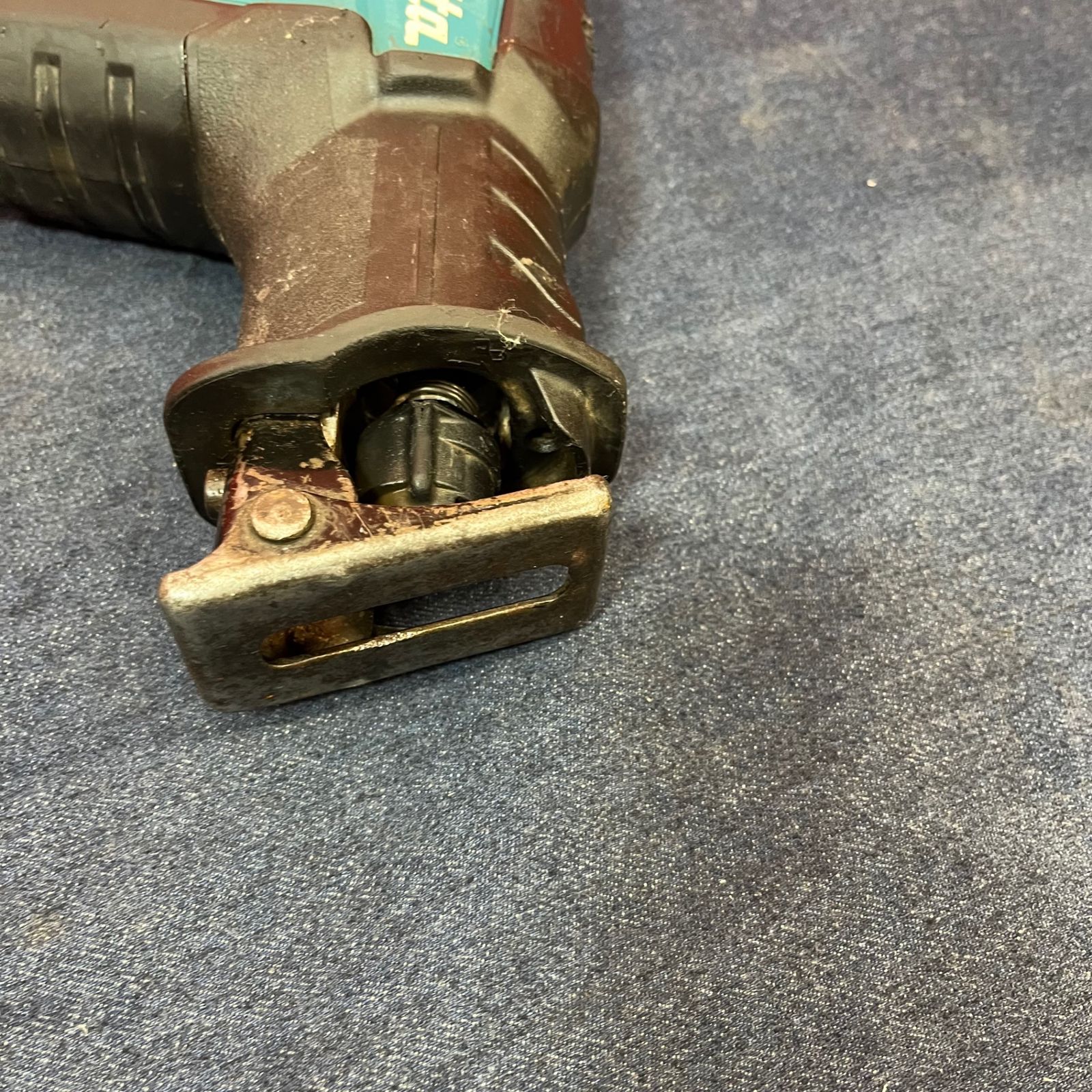 【中古品】☆マキタ(makita) コードレスレシプロソー 本体のみ JR188DZ【東大和店】 【中古品】☆マキタ(makita) コードレスレシプロソー 本体のみ JR188DZ【東大和店】