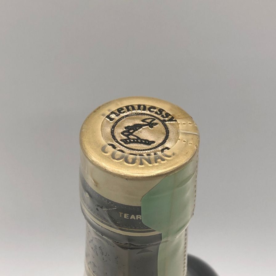ヘネシーXO クリアボトル 金キャップ 700ml 40%【R0】- メルカリ