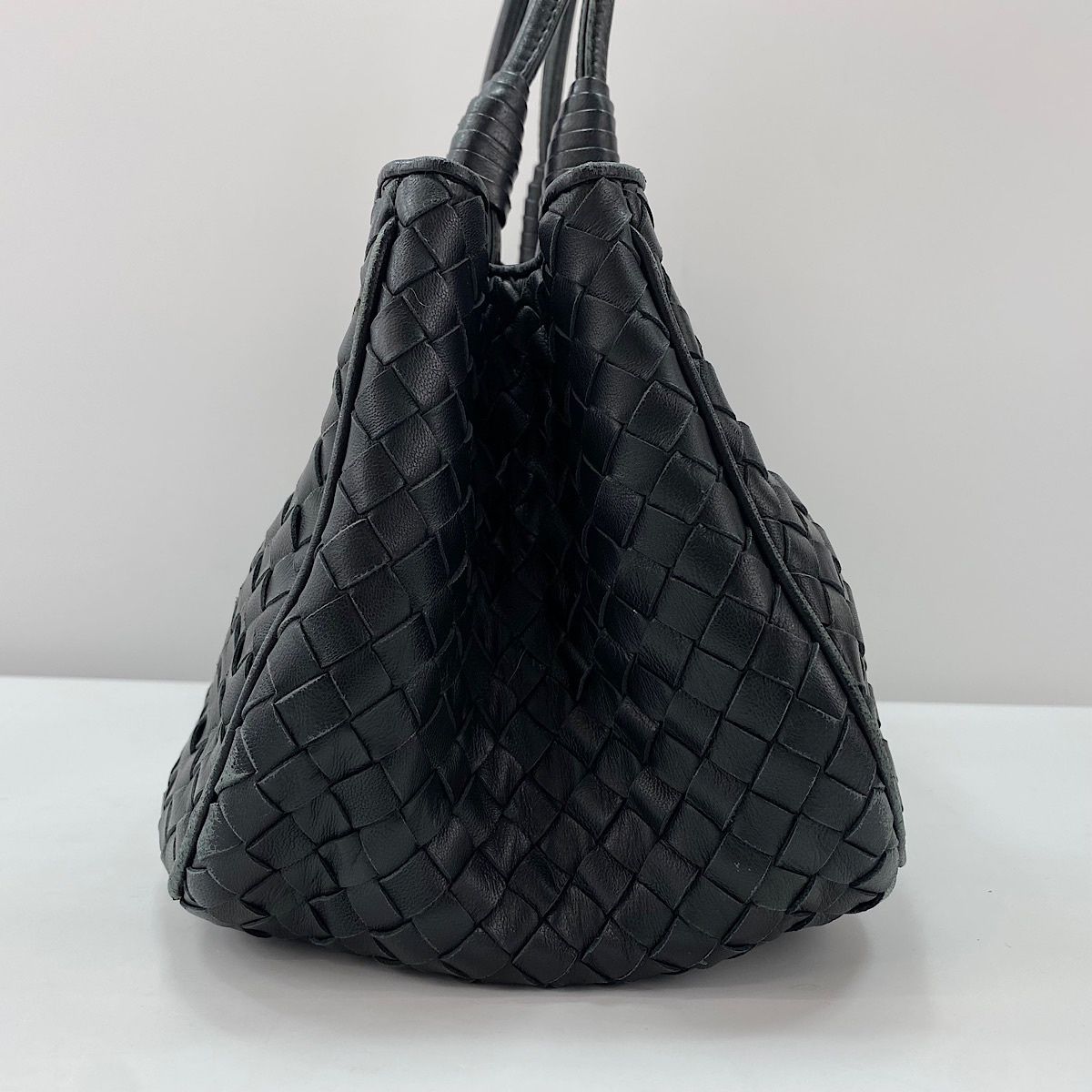 ボッテガ・ヴェネタ　BOTTEGA VENETA ハンドバッグ　中古 BOTTEGAVENETA ボッテガヴェネタ ハンドバッグ イントレチャート【中古
