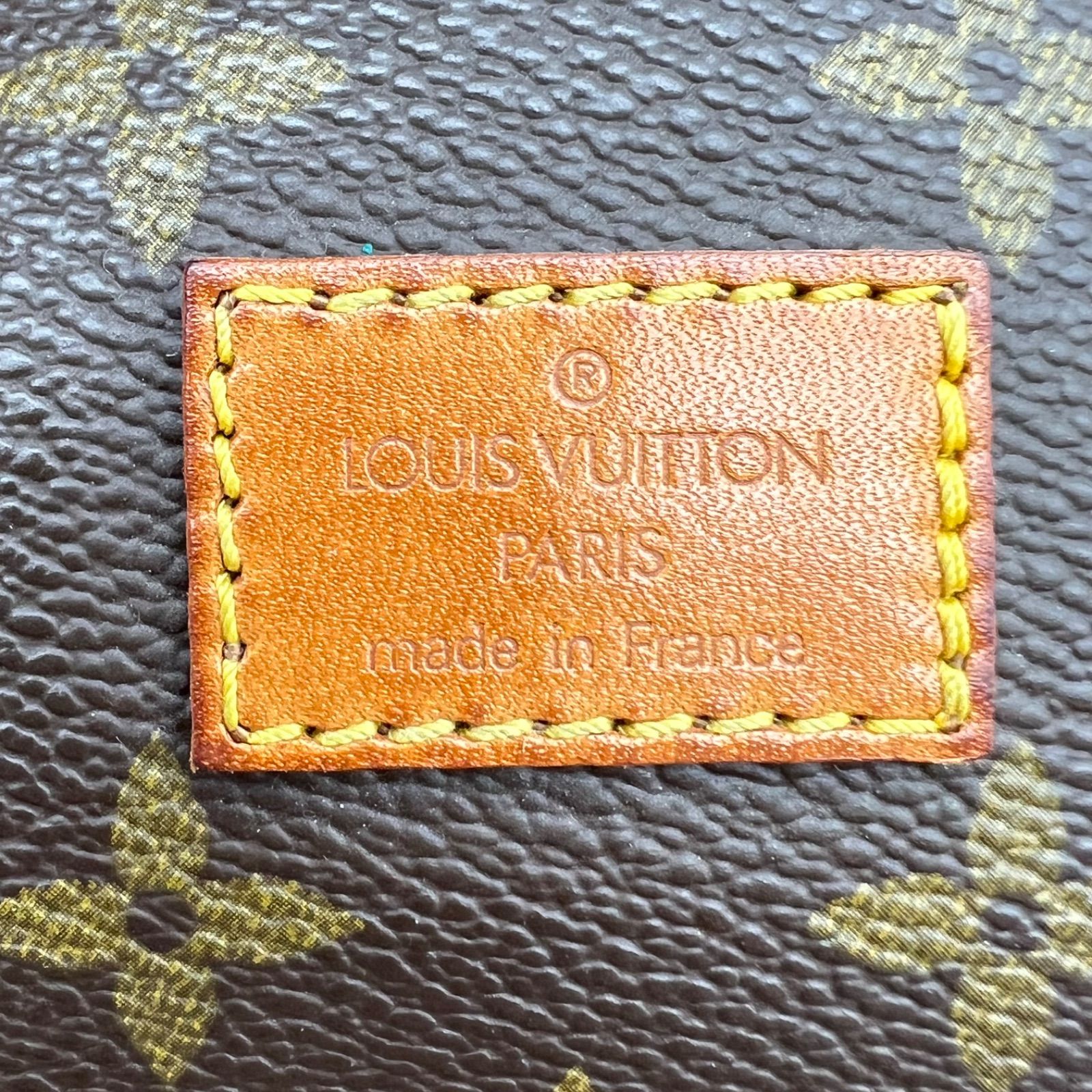 LOUIS VUITTON ルイヴィトン ソミュール30 モノグラム ショルダー 