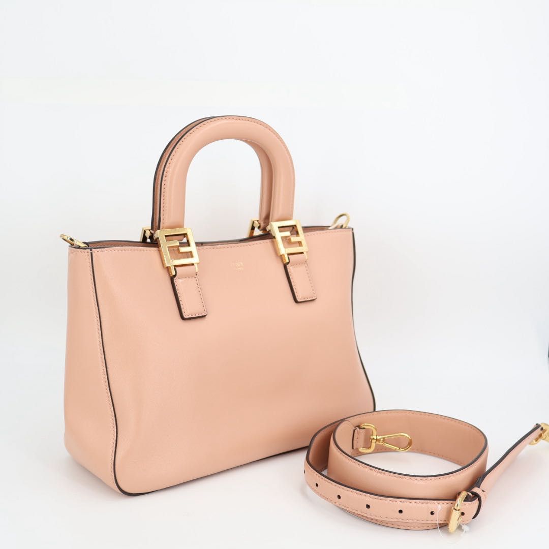 フェンディ Fendi Fトート スモール レザー 2WAYハンドバッグ 8BH367 ピンク