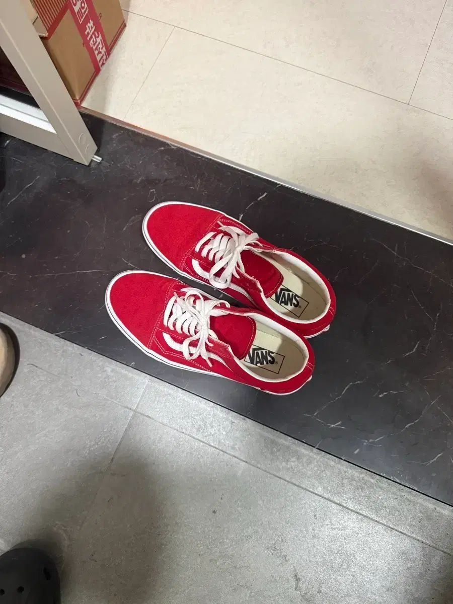 VANS オールドスクール レッド スニーカー
