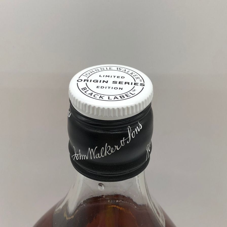 ジョニーウォーカー ブラックラベル 12年 アイラ オリジン 700ml【E2