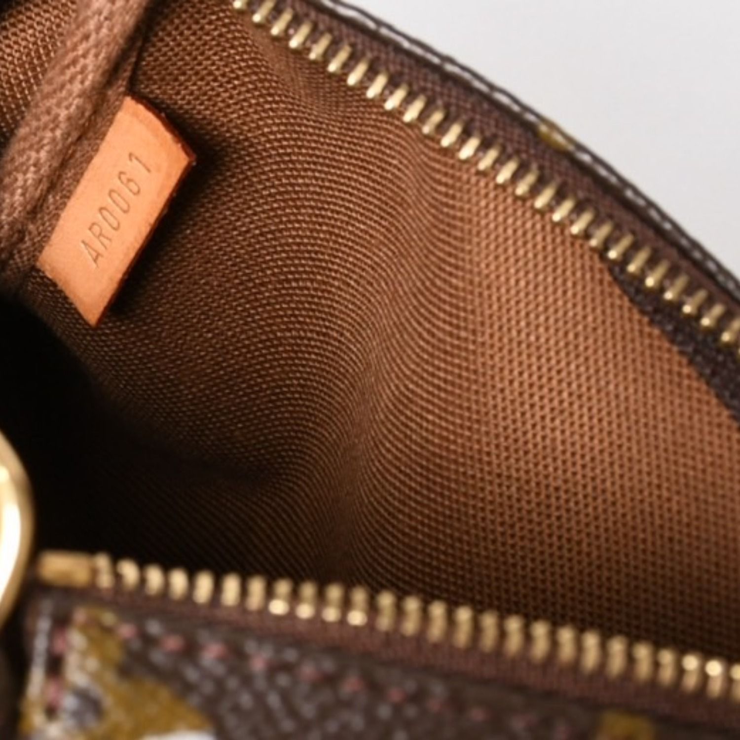 極美品 LOUIS VUITTON ルイヴィトン ポシェット アクセソワール
