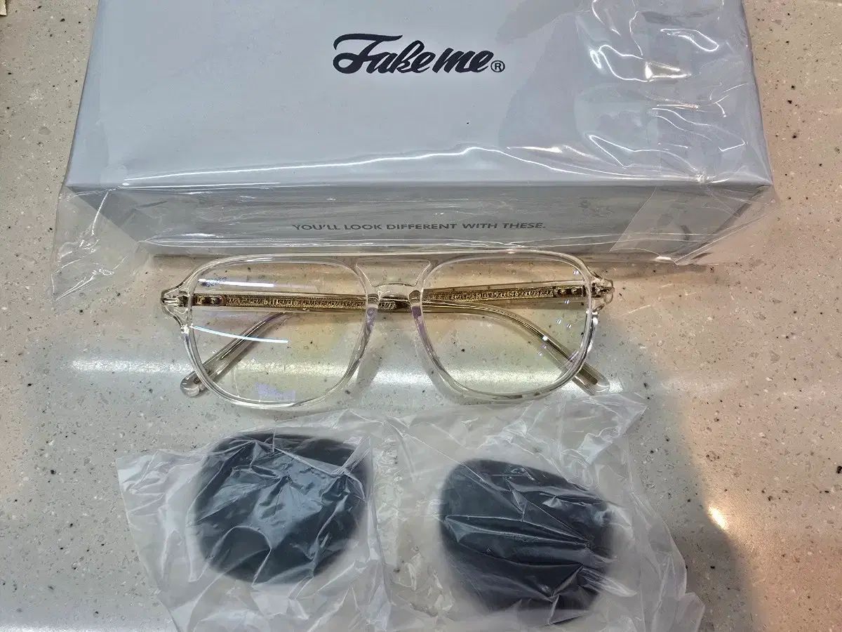 FAKE ME Bill クリア COLOR 未使用品