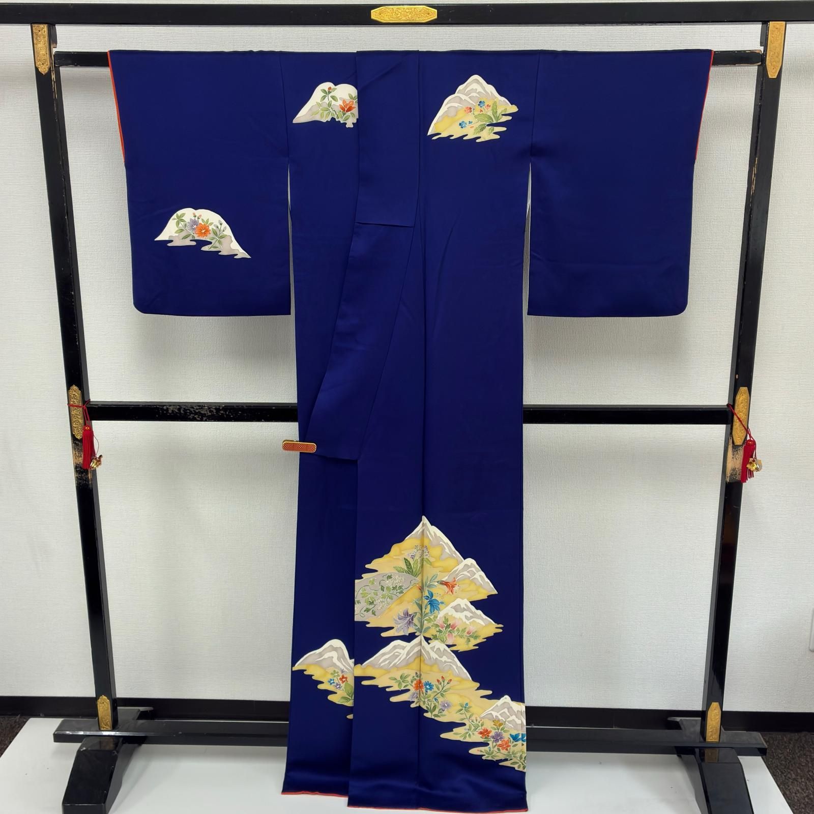 付け下げ 正絹 紋なし 美しい染めの花 袷 着物 a-621 - メルカリ