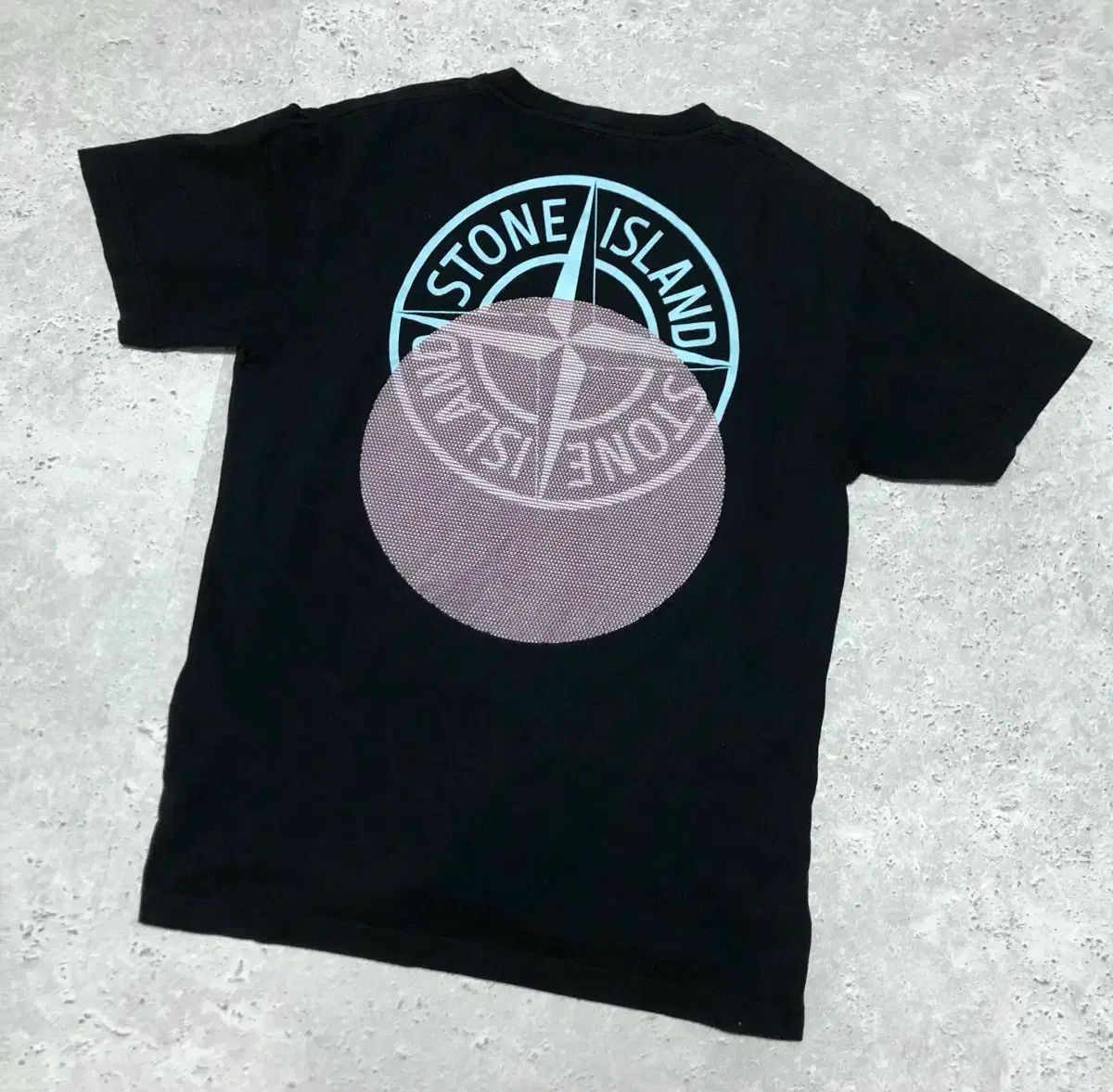 ストーンアイランド 半袖 Tシャツ スタイリッシュ プリンティング