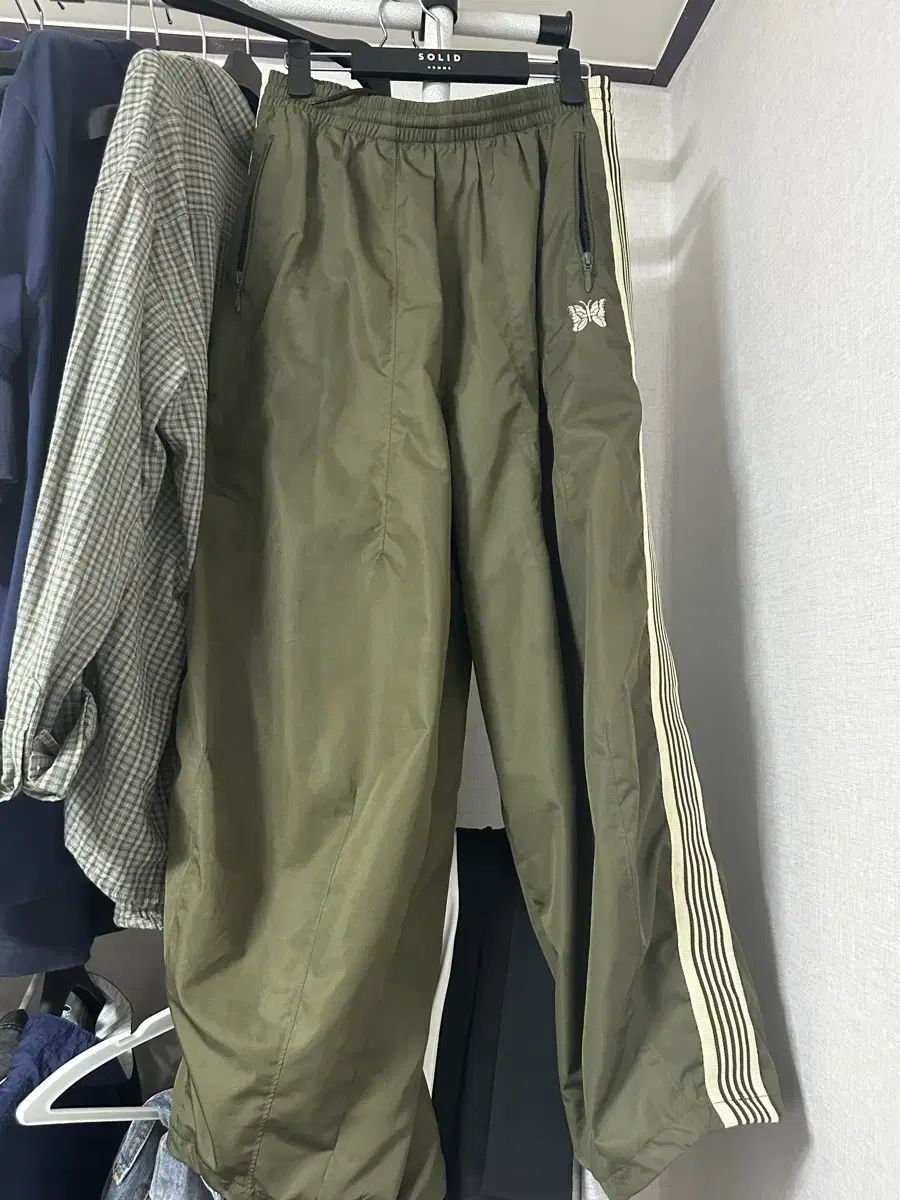 ニードルズ トラックパンツ HD XS オリーブ