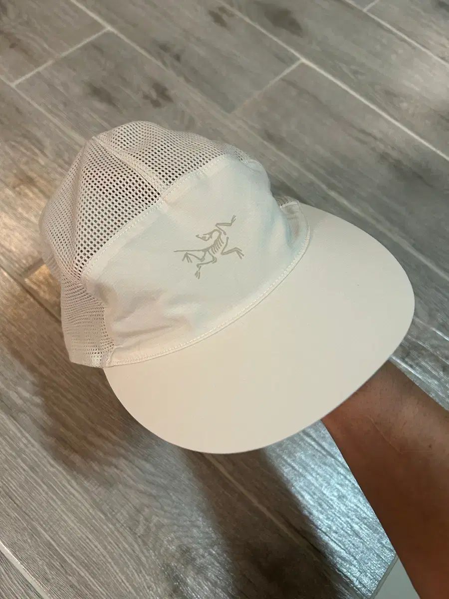 ARC'TERYX アークテリクス ノバン メッシュ 5パネル キャップ L-XL