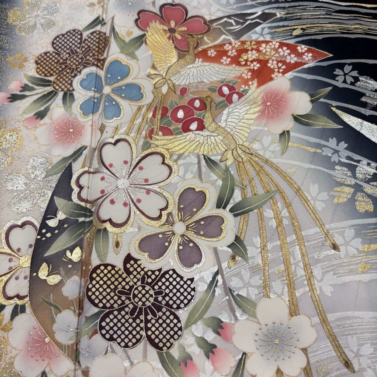 振袖 身丈164.5cm 裄丈68cm L 袷 落款 尾長鳥 草花 金銀彩 ぼかし 黒 