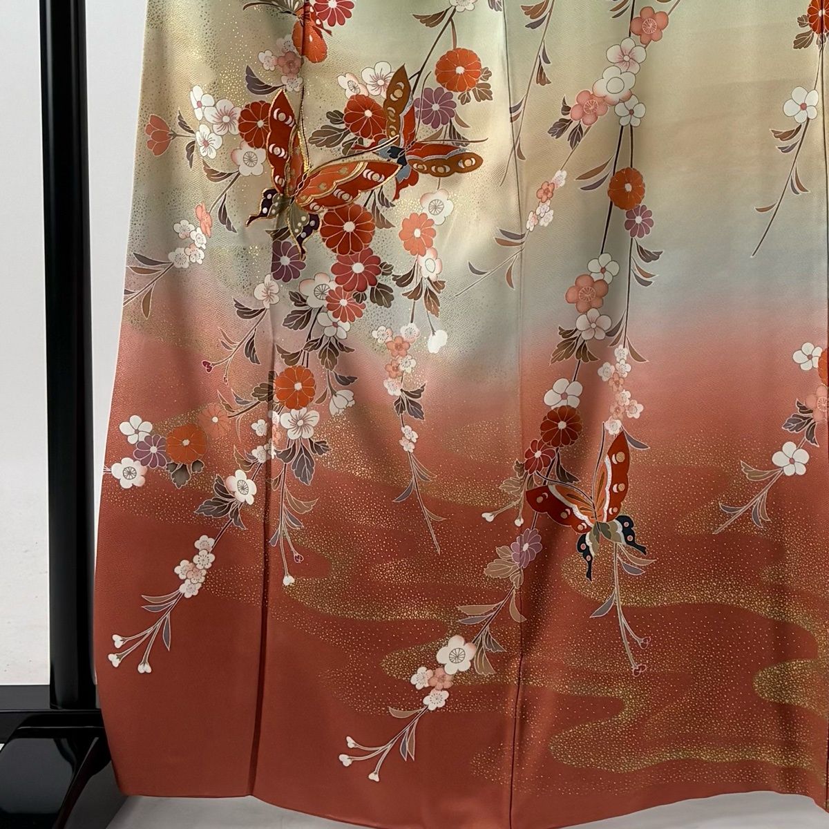 訪問着 身丈164cm 裄丈65cm M 袷 枝垂れ桜 蝶 金糸 金銀彩 茜色 正絹