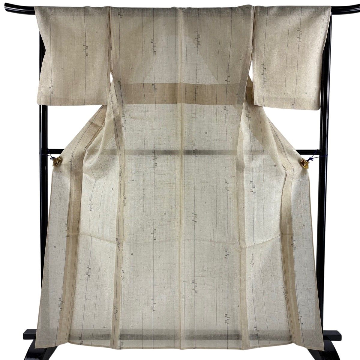 【美品】 紬 身丈163.5cm 裄丈68cm L 薄物 夏紬 縦縞 幾何学模様 ベージュ 正絹 名品 【中古】