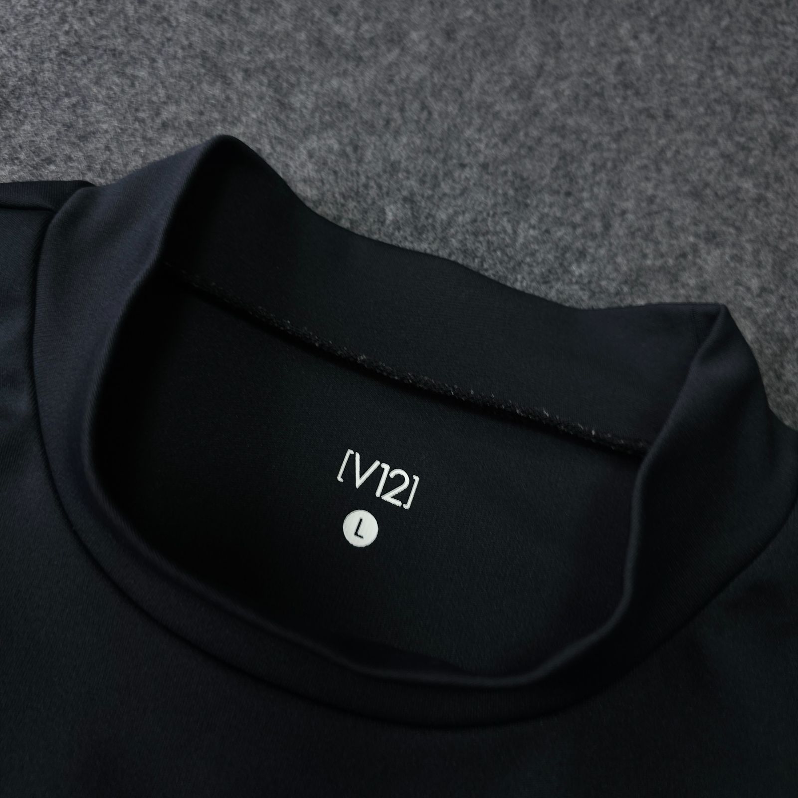 👌値下げ交渉受付中】極美品 V12 V TWELVE × Disney 限定 コラボ