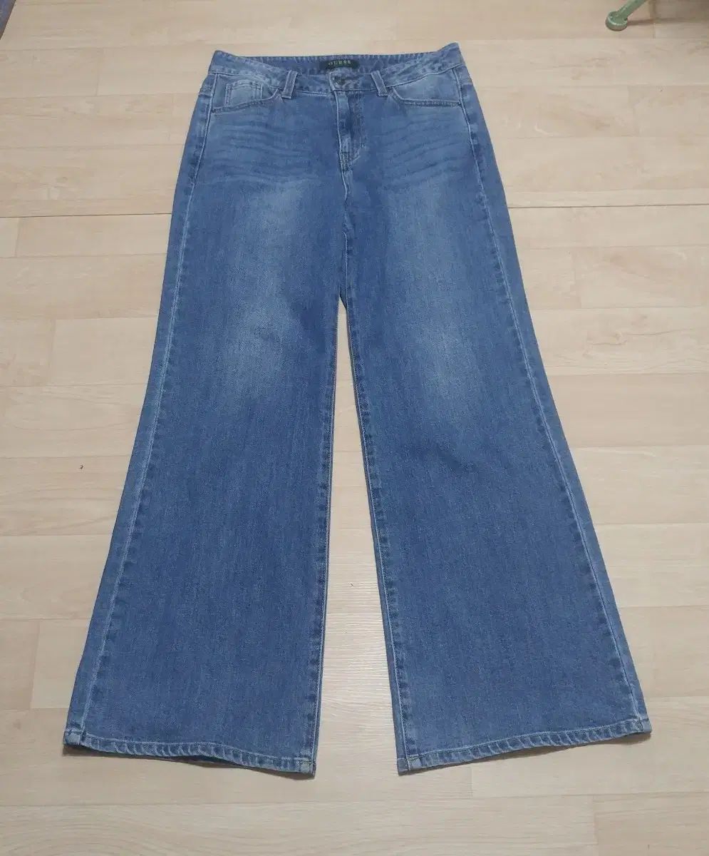 GUESS ワイド パンツ 27