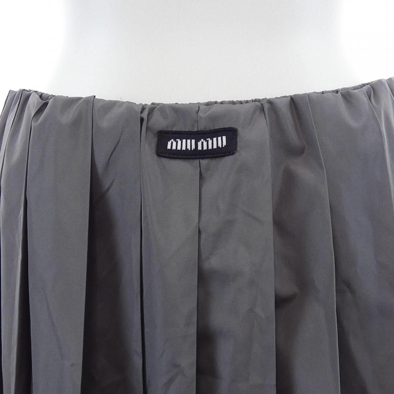 miu miu ミュウミュウ テクニカルシルクスカート グレー38 新品 美品