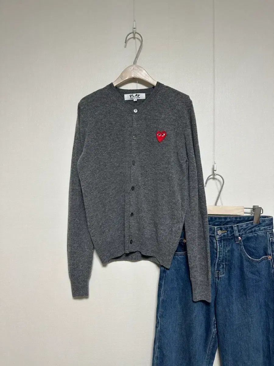 COMME des GARCONS レッドワッペン ラウンドネック ウールカーディガン