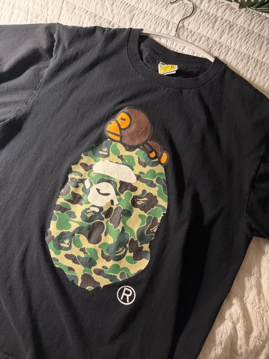 A BATHING APE アベイシングエイプ ABC カモフラ マイルロ 単 BIG エイプ Tシャツ ブラック グリーン