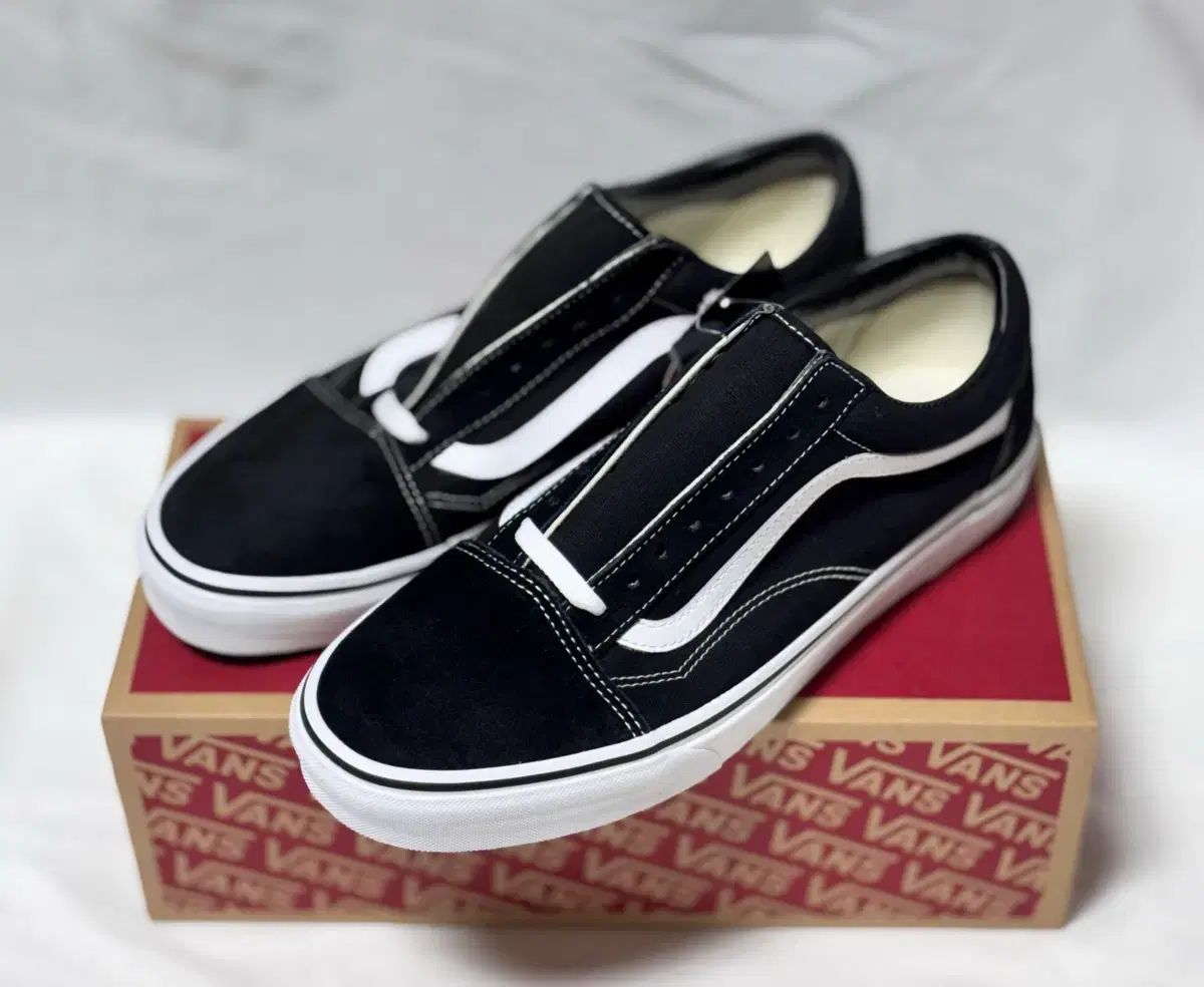 新品 VANS オールドスクール ブラック ホワイト 290